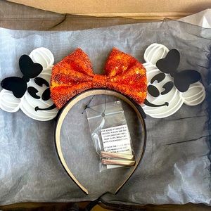 3D Orange GLOW in the dark Pumpkin Halloween Minnie Mouse Ears